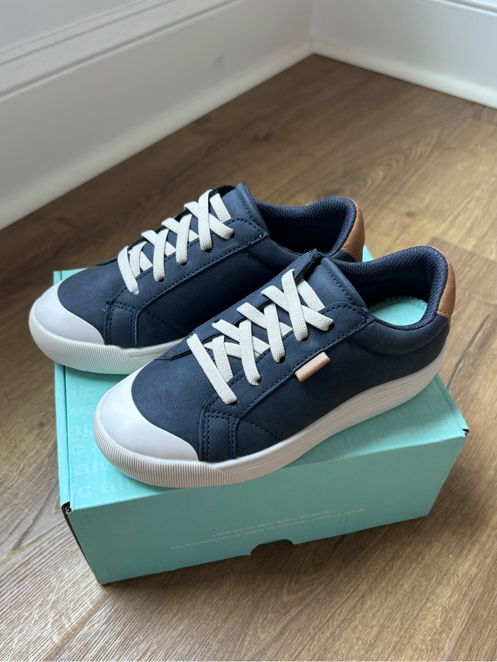 [Dr Scholls] BNIB Kids Sz 13 Sneakers